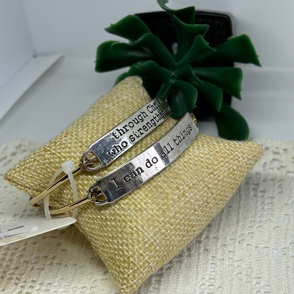 C est 1946 Inspirational Christian Bracelet Set - Picture 3 of 7